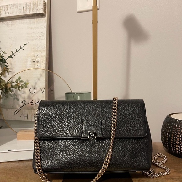 Metrocity Handbags - Metrocity Black Pebbled Leather Crossbody Bag - Gold Hardware
